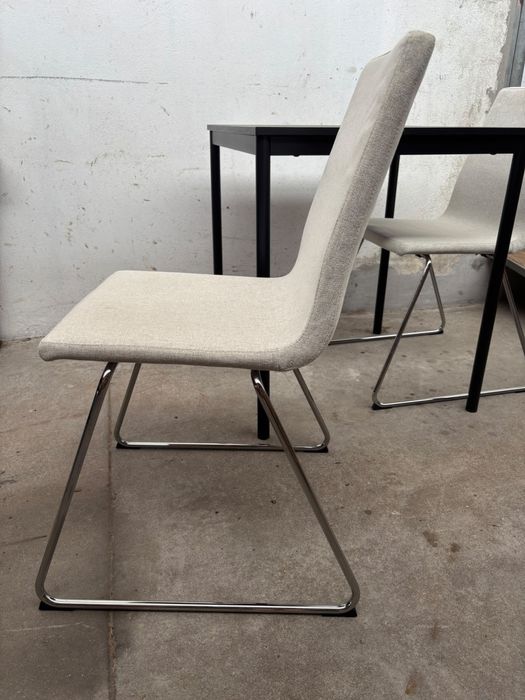 Conjunto de mesa + 2 cadeiras