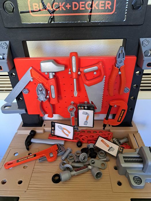 Bacanda de ferramenta black&decker de brincar