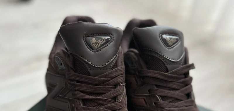 New Balance 9060 Dark Brown Rozmiar 36