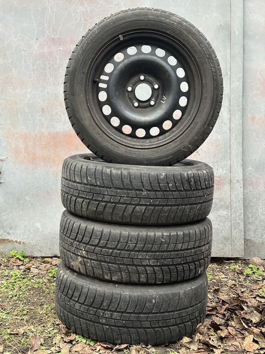 Зимова Гума Резина 205 55 R16 є інші варіанти від R14 до R18