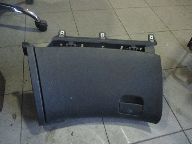 Porta luvas HYUNDAI i30 CW (FD)