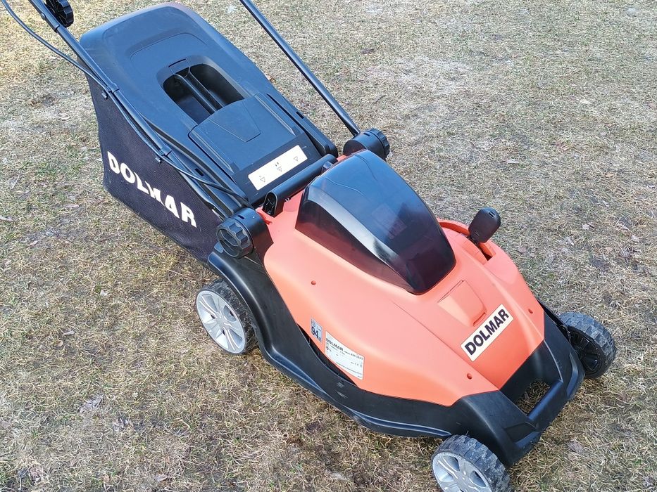 Kosiarka akumulatorowa Dolmar dwa akumulatory