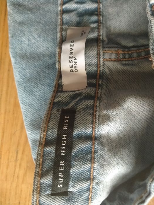 Jeansy boot cut rozszerzane  Reserved 36