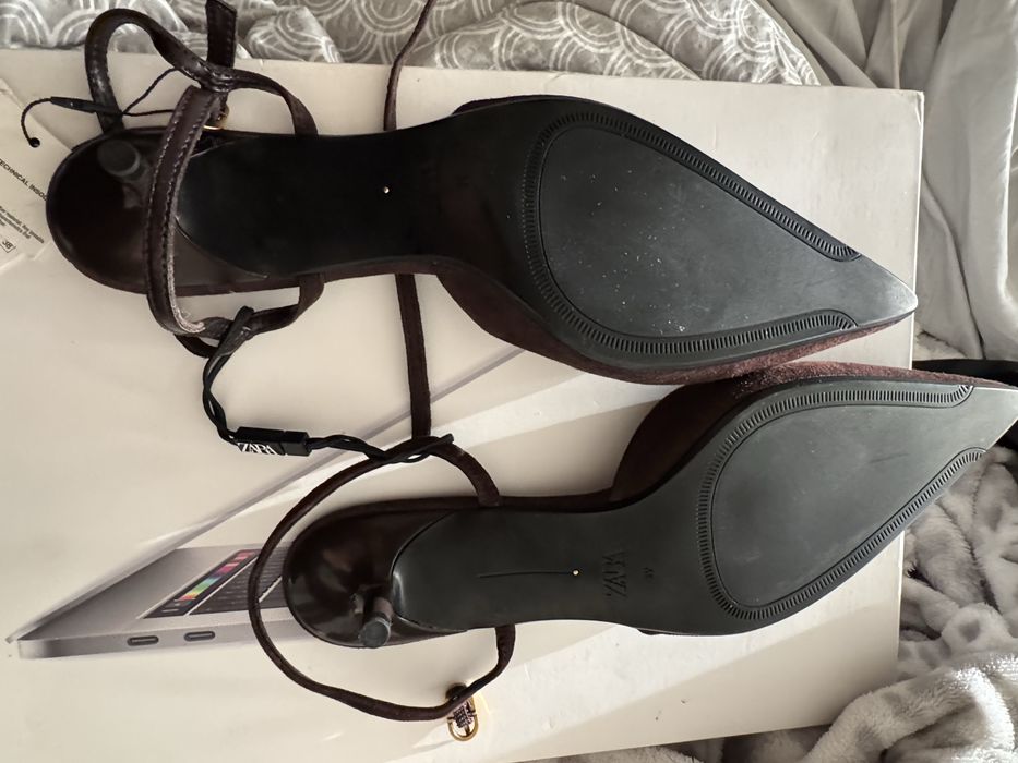 Туфлі июлі лодочки zara 39