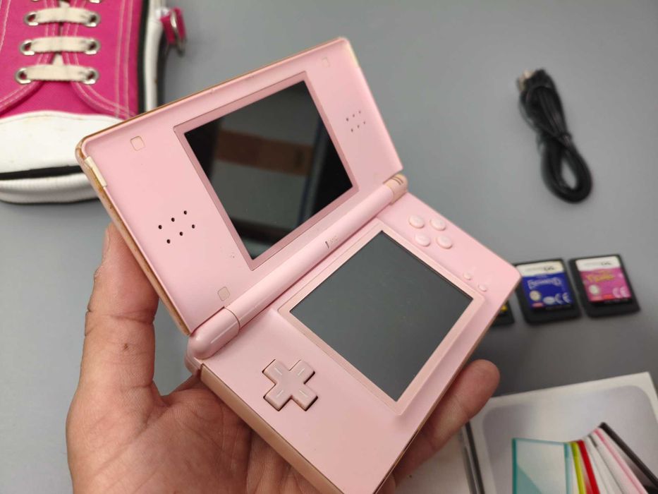 Nintendo DS Rosa + Jogos