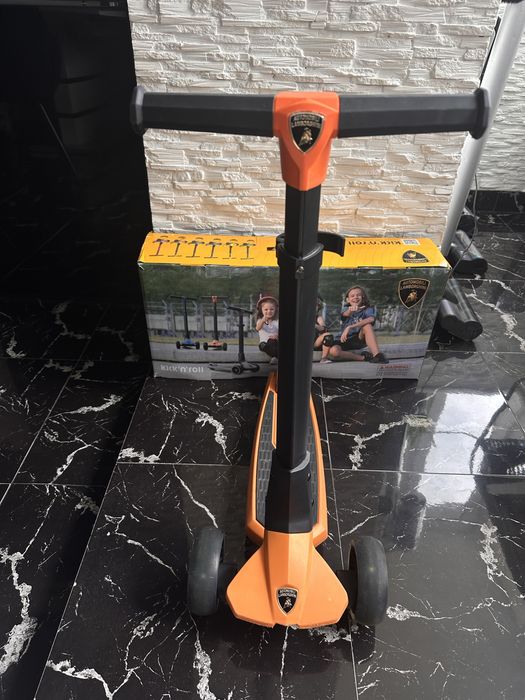 Самокат світящі колеса  Best scooter Lamborgini