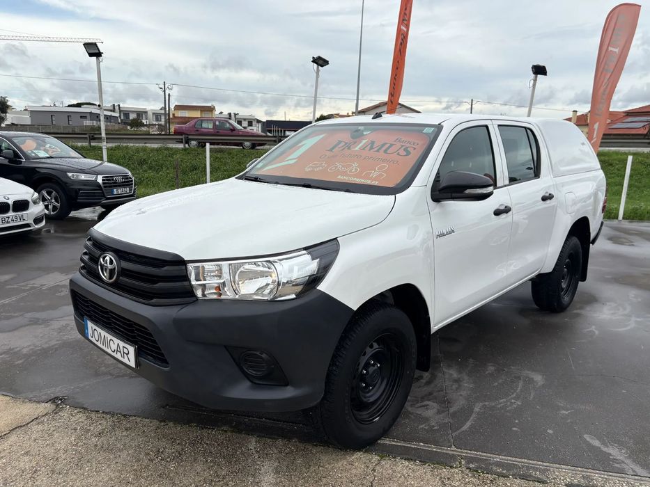 Toyota Hilux 2.4 D-4D 2WD CD