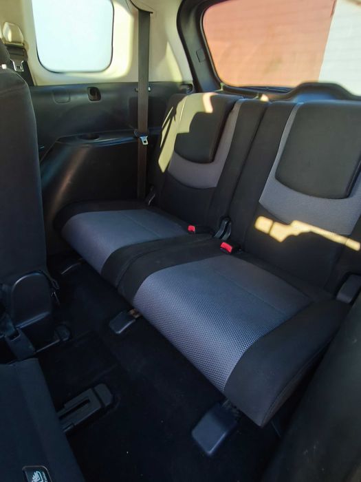 Carro Mazda 5 7 lugares