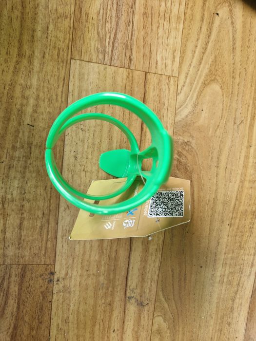Koszyk uchwyt rower bidon Jasno zielony średnica około 6 cm