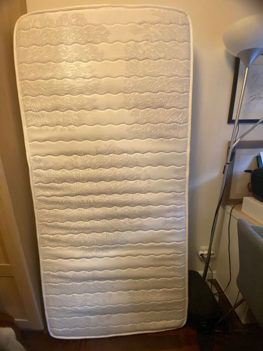 Colchão 90*190cm