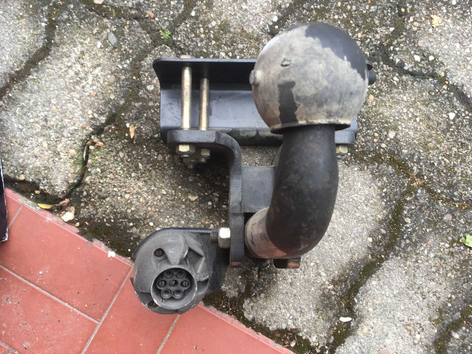 Sistema de gancho de reboque