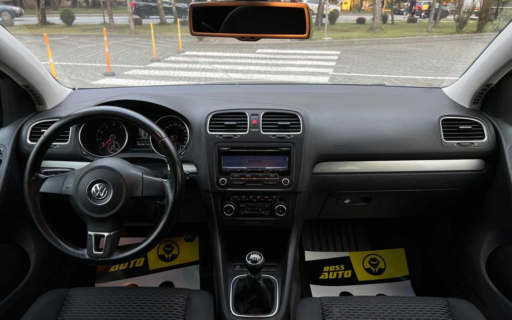 Volkswagen Golf 2011