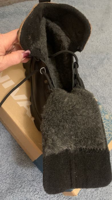 Продам мужские зимние ботинки