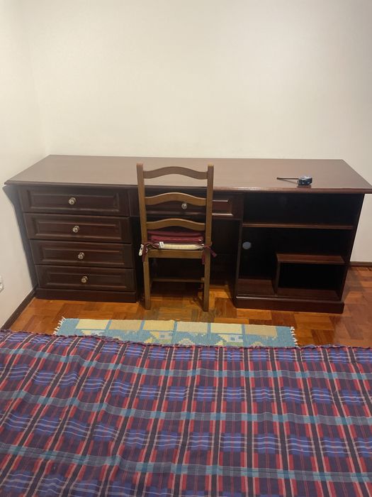 Quarto individual para arrendar