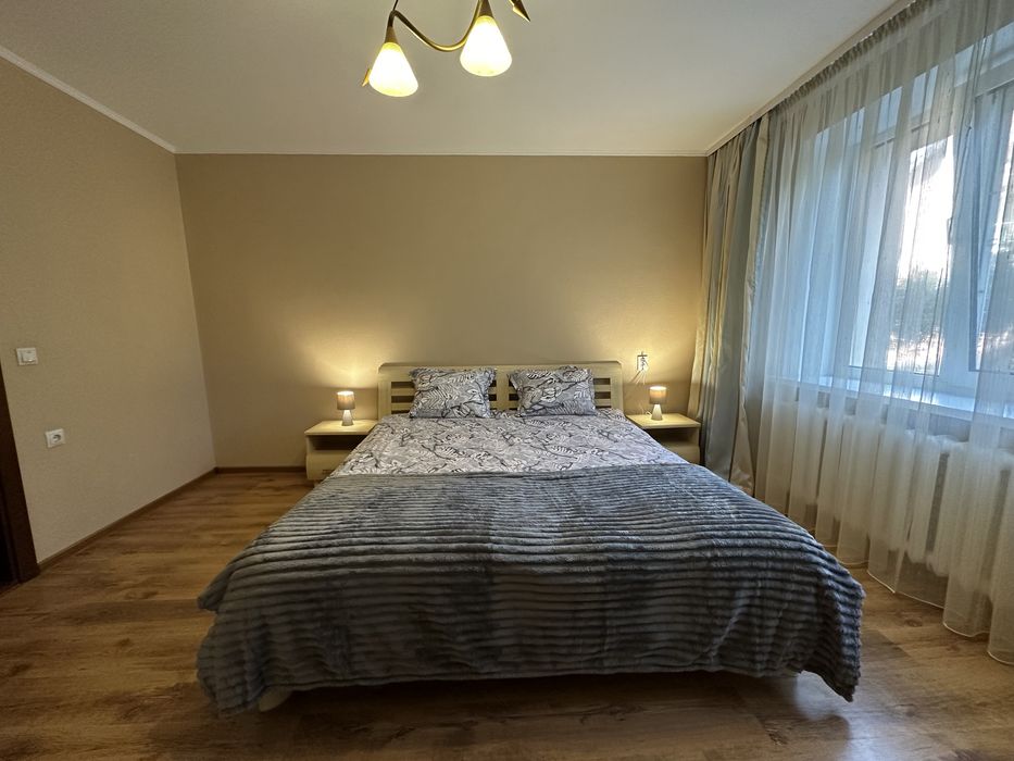 2-км квартира цент оренда погодинно, подобово, потижнево ….