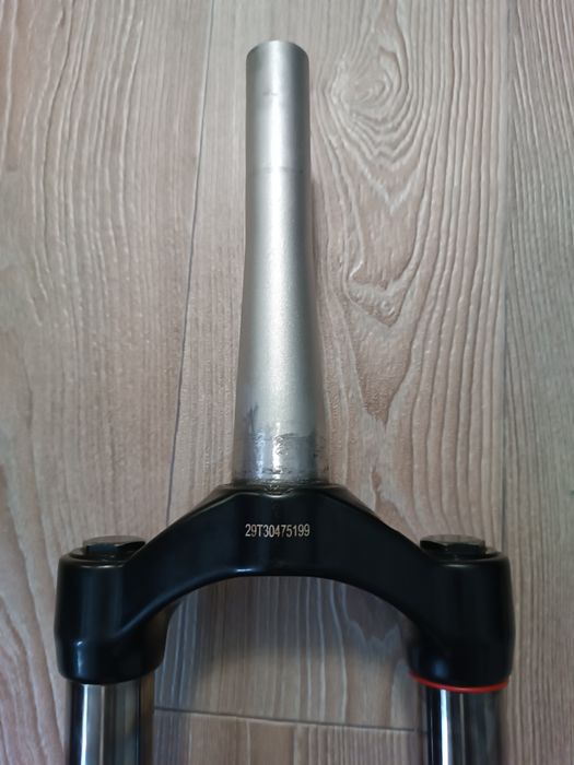 Rock Shox Domain 302: 4 700 грн. - Велозапчасти Кривой Рог на Olx