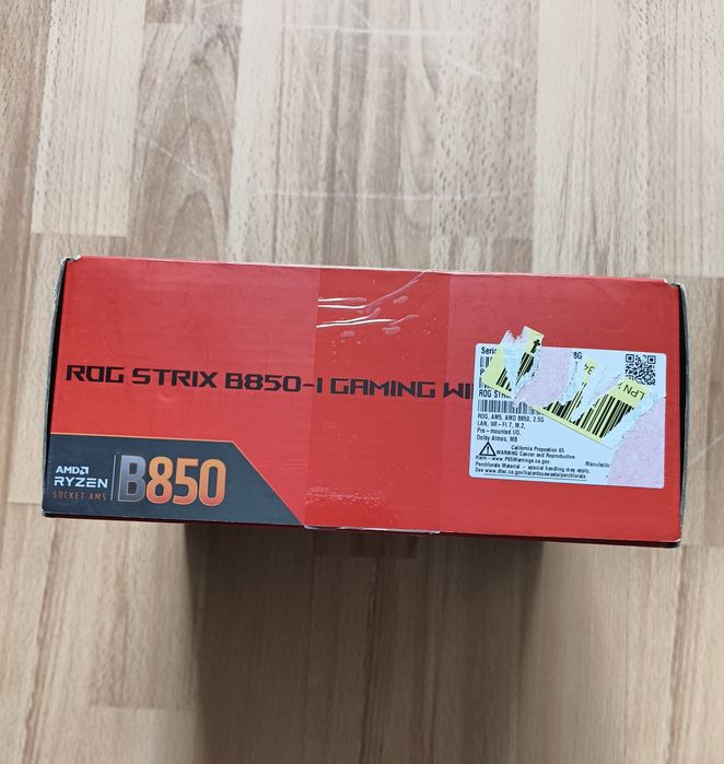 Материнська плата ASUS ROG STRIX B850-I GAMING WIFI