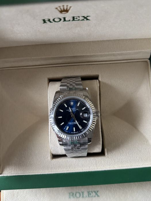 Rolex Datejust 41mm Stainless Steel blue index jubilee