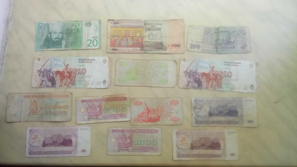 Банкноты купюры старые деньги в коллекцию ветхие купюры