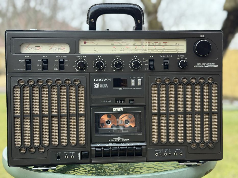 Продам магнитолу CROWN RX-980