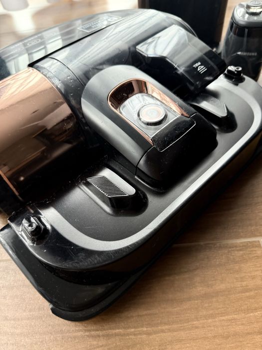 Robot sprzatający odkurzacz Samsung VR9200