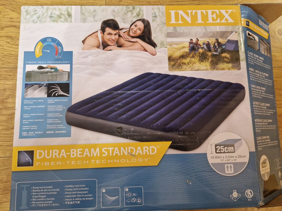 Надувной матрас Intex 183×203 с насосом