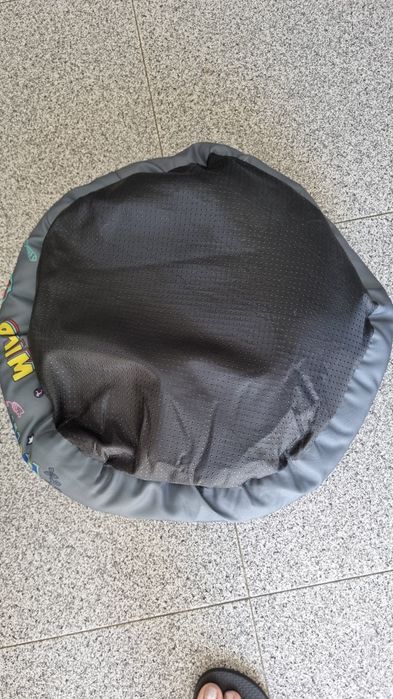 Cama para cão ou gato nova.