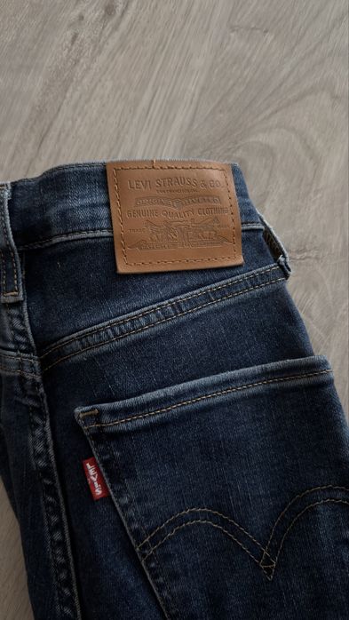 Жіночі джинси Levis - Mile High Super Skinny