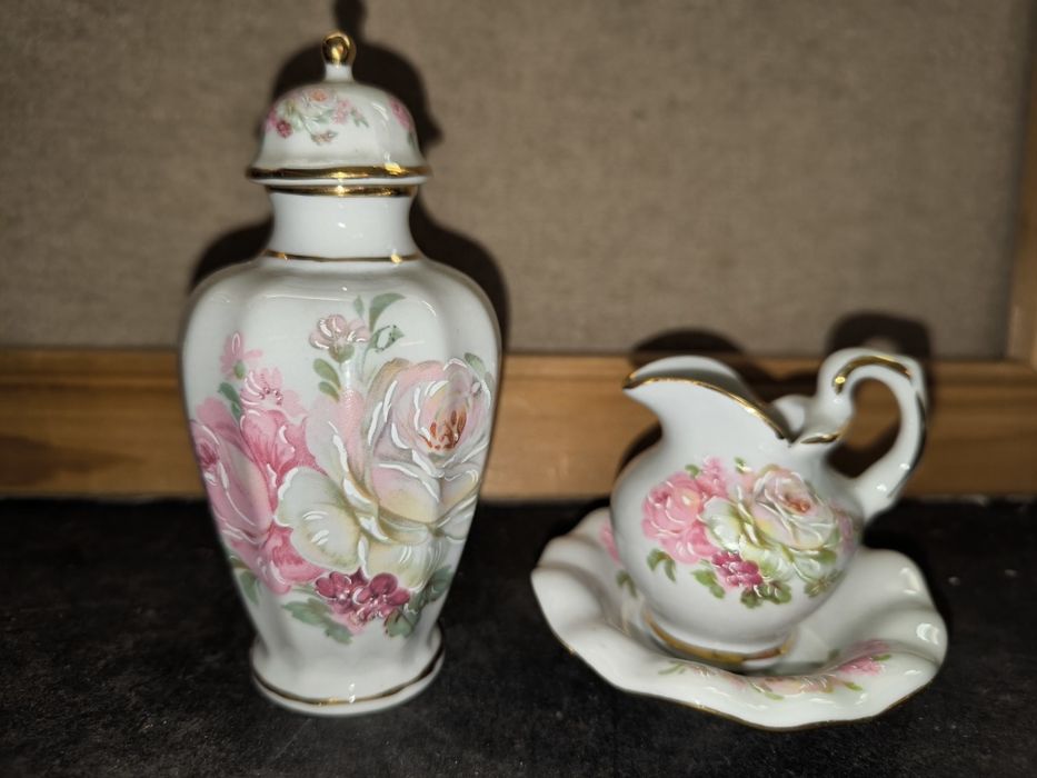 Mini Conjunto Porcelana Portuguesa Antiga.
Mini conjunto de porcelana