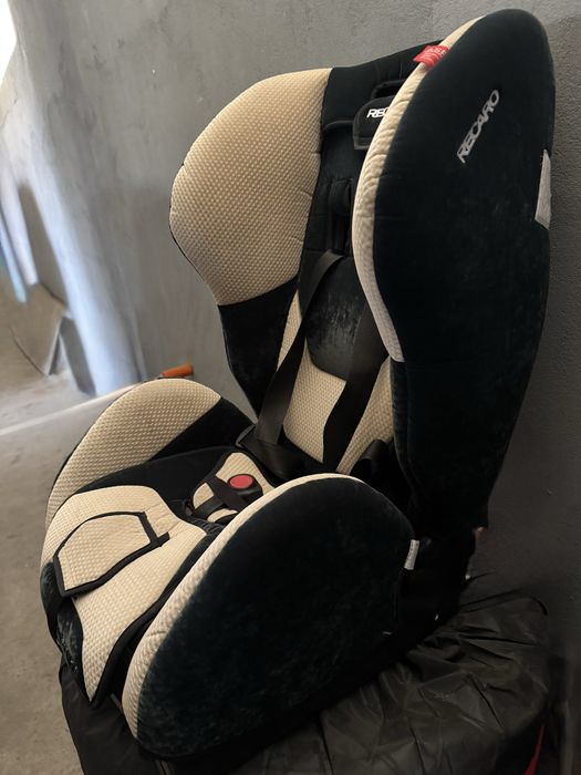Дитяче авто крісло Recaro