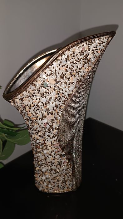 Jarra dourada nova442831384808663041
