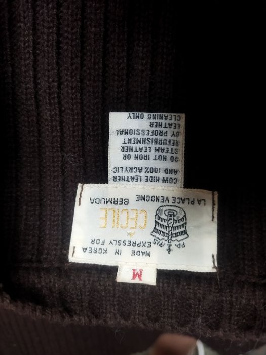 Женский жилет замшевый вязаный.