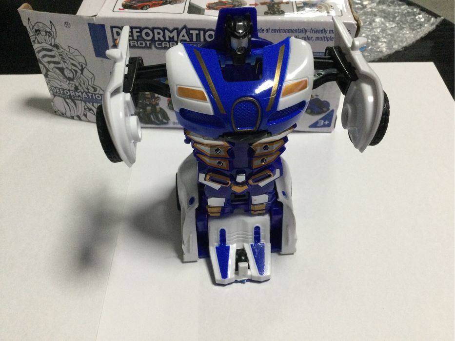 Машинка трансформер робот
