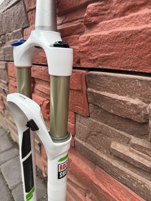 Rock Shox Recon TK Gold 100mm 29 15x100 (Шток 17.8см)