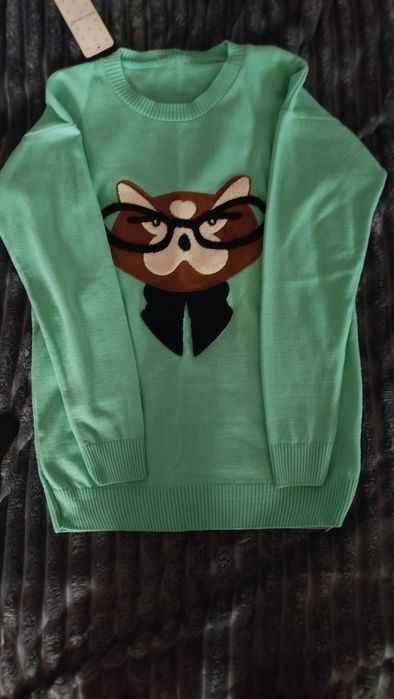 світер жіночий з принтом