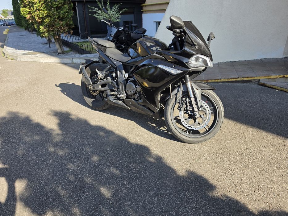 Продам мотоцикол Voge 300rr 2020року