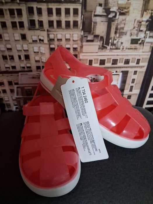 Buty do wody sandałki na rzep 29 30 dziewczynka  NOWE