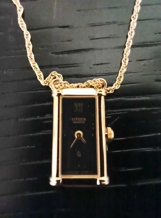 Fio com pendente de relógio (Citizen 2707-22, Novo e Original)