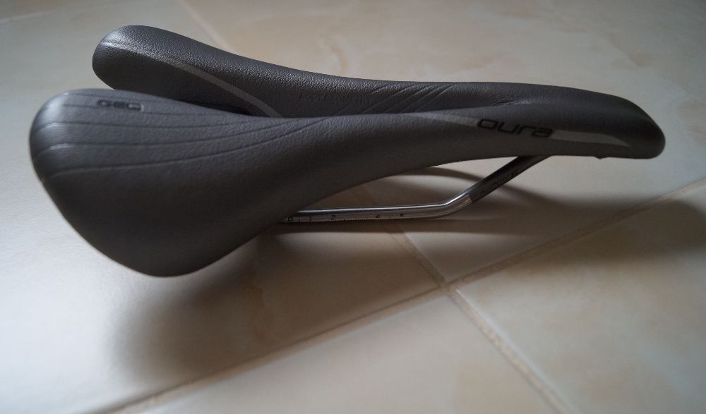 Siodełko rowerowe Specialized Oura Expert GEL 155 mm tytan MTB szosa