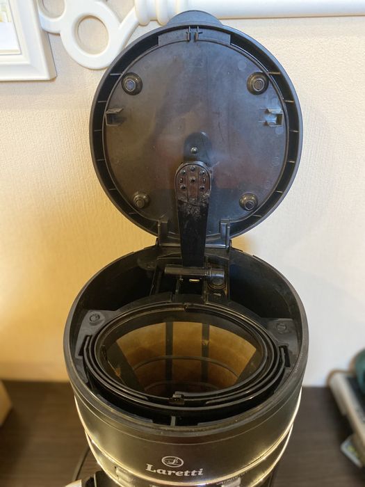 Кавоварка Laretti LR 7907 чорний