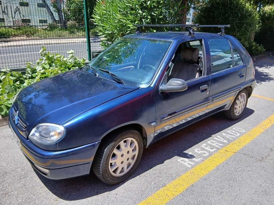 Venta carro cotroen saxo 1000cc ano 2000