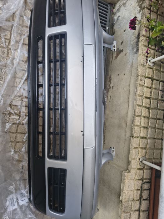 Parachoques frontal original golf 4