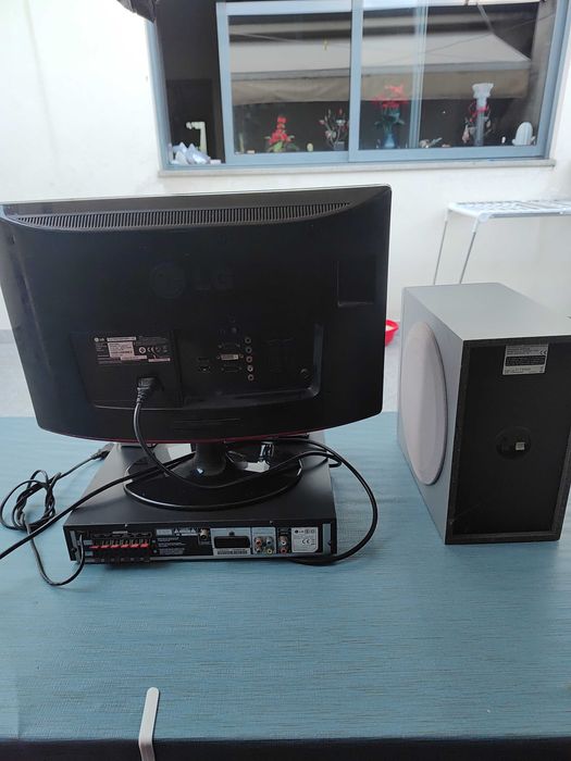 tv lcd LG 22 mais home cinema lg colunas sony
