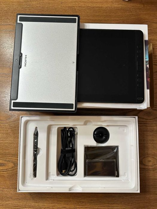 Mesa Digitalizadora HUION Kamvas 13