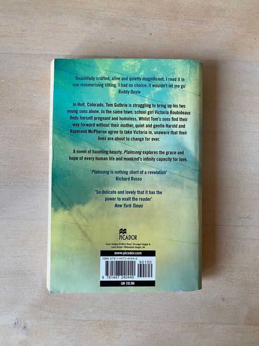 Plainsong Kent Haruf книга англійською