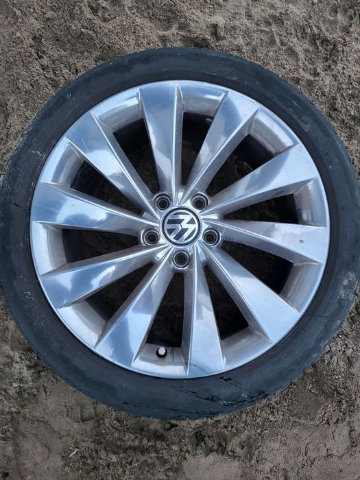 Alufelgi 18"org VW z oponami Letnimi