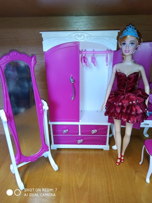 Мебель для кукол Барби.Спальни 5 видов, Меблі для ляльок