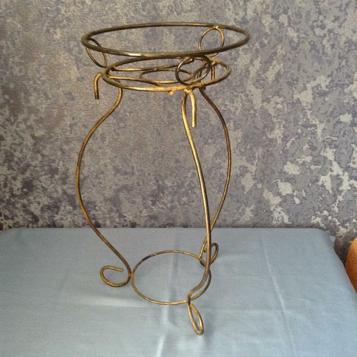 Подставка для растений кованная 62 см цвет бронза