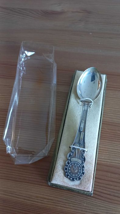 Colher em prata, antiga