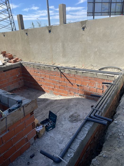 Manutenção e limpeza de piscinas